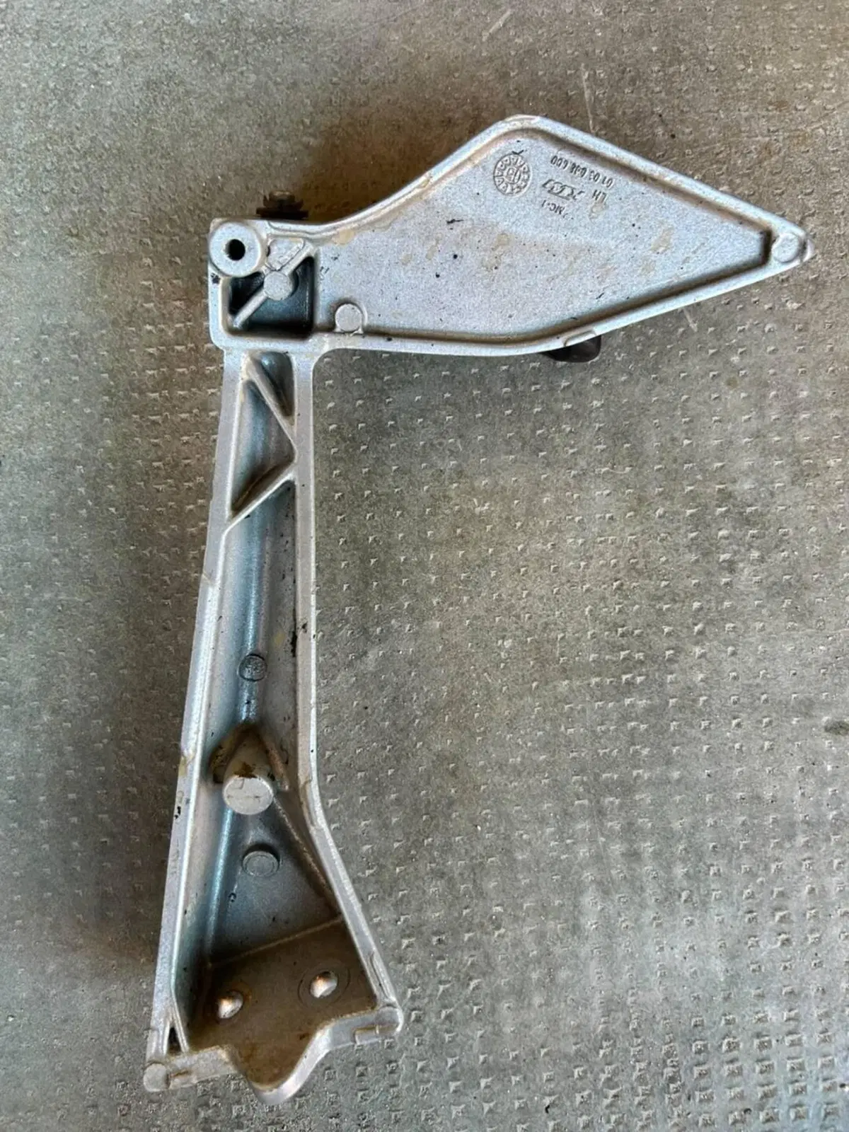 Pedana passeggero sx KTM 390 Duke 2012/2016