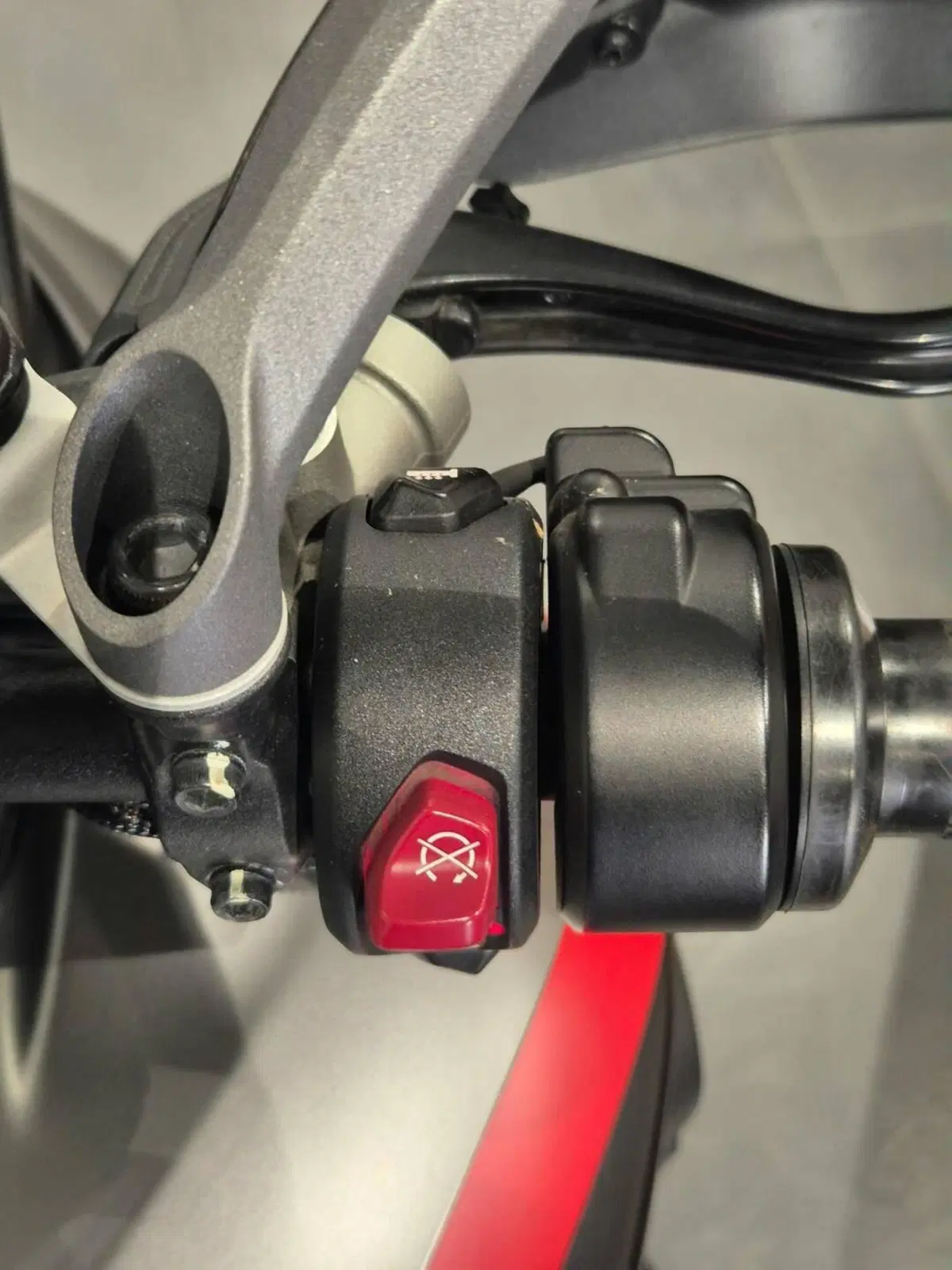 Ducati Multistrada V4 S Grand Tour (2024) (13)
