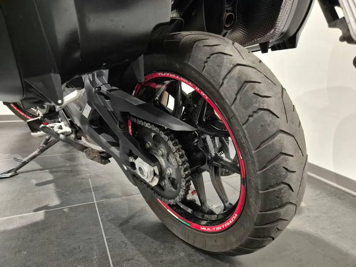 Ducati Multistrada V4 S Grand Tour (2024) (15)