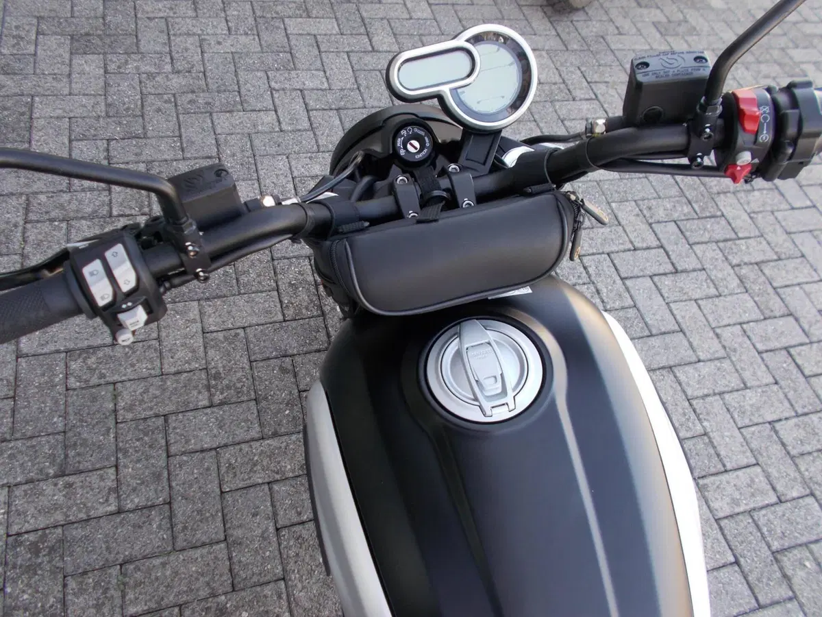 Ducati Scrambler 1100 Dark Pro (2020 - 24) (5)