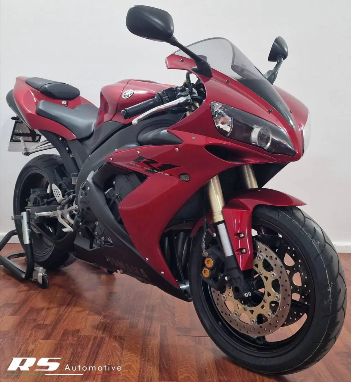 Yamaha YZF R1 (2004 - 05) (2)