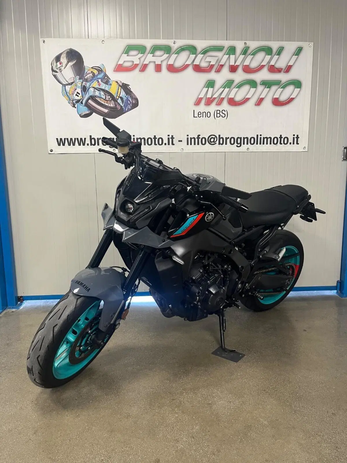 Yamaha MT-09 (2021 - 23) (2)