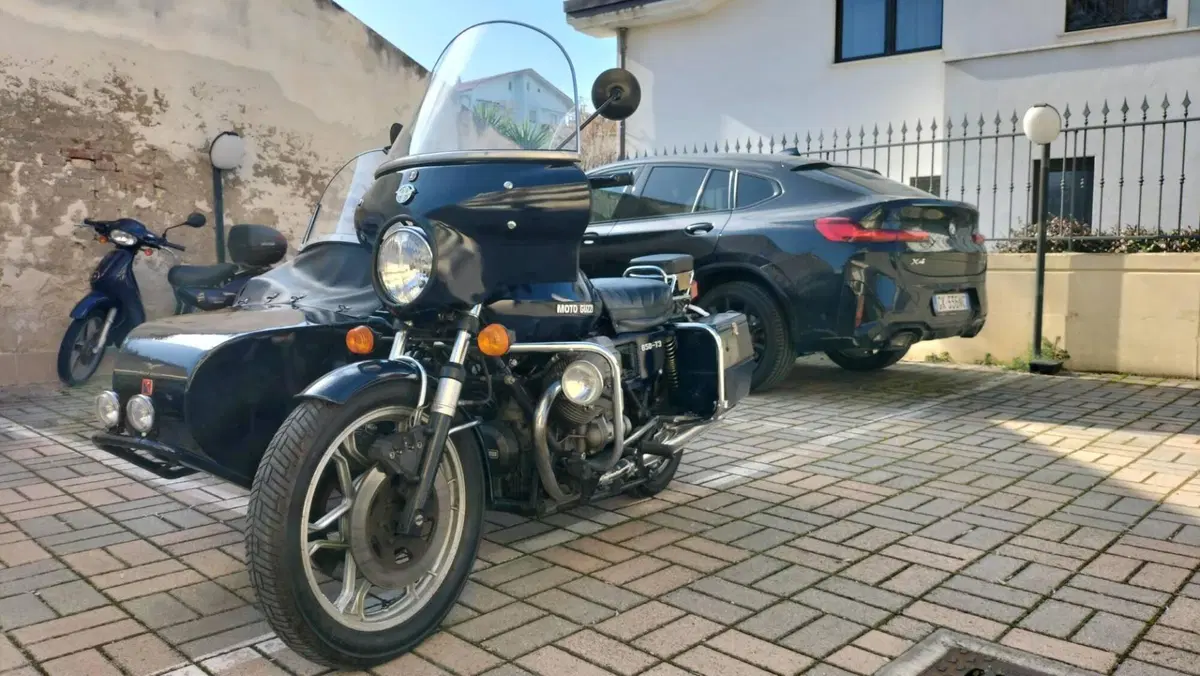 Moto Guzzi 850 T3 (2)