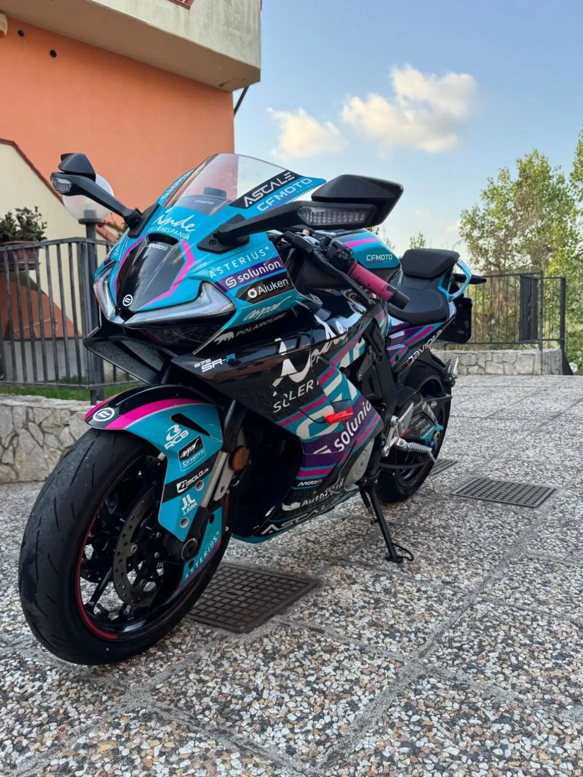 CFMOTO 675SR-R (2025 - 26) (2)