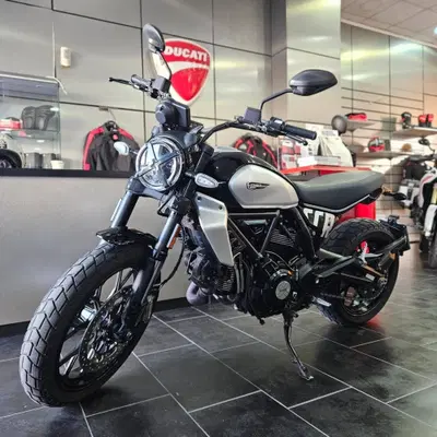 Ducati Scrambler 800 Icon (2023 - 24) usata