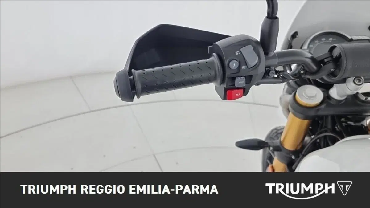 Triumph Scrambler 400 XC (2025 - 26) (11)