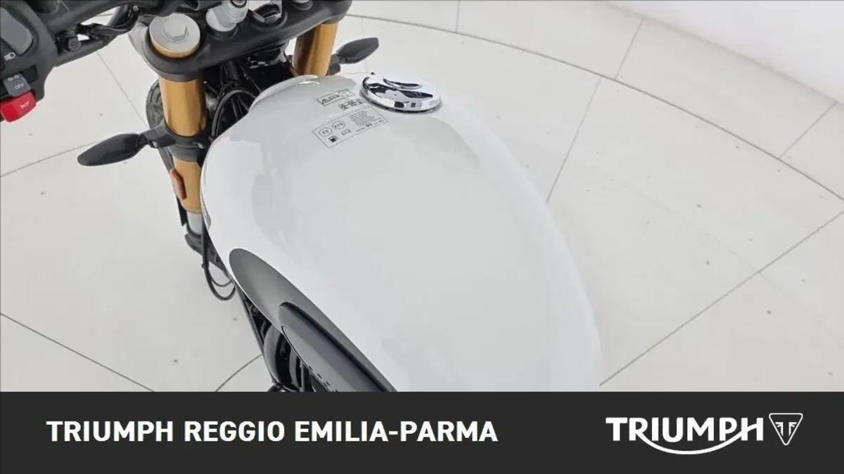 Triumph Scrambler 400 XC (2025 - 26) (12)