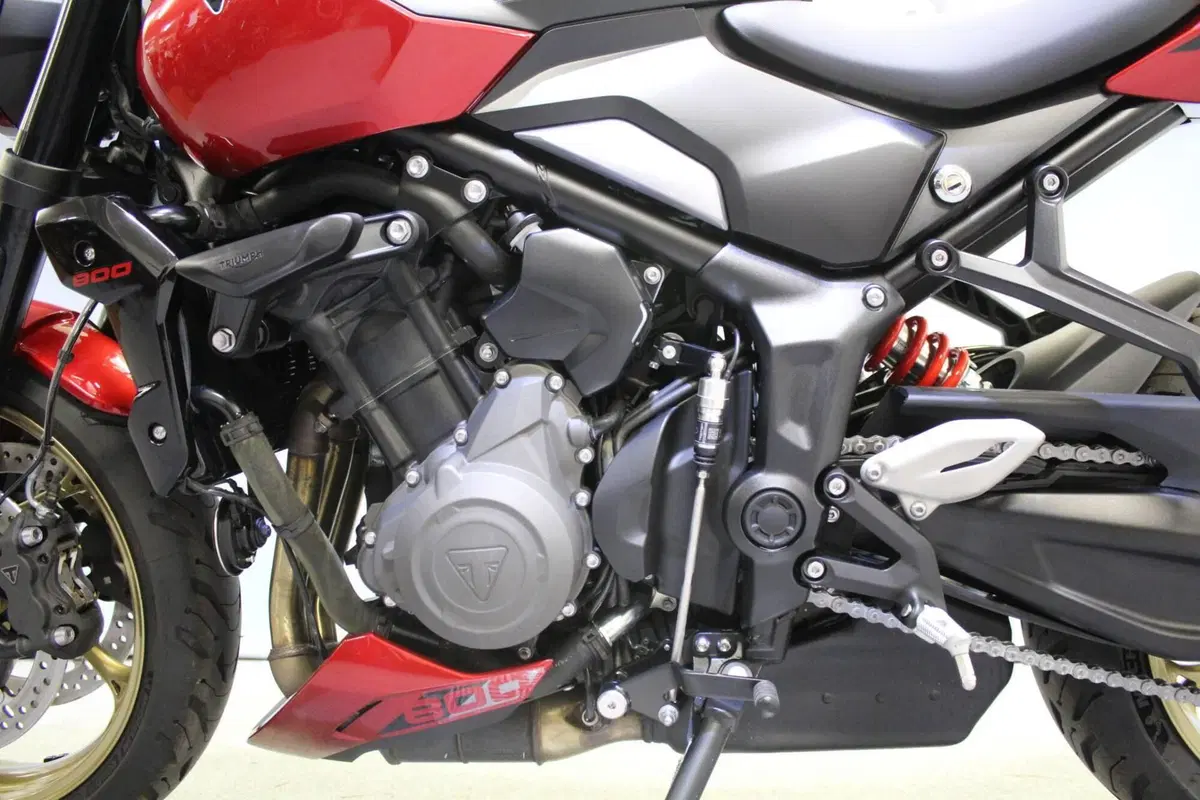 Triumph Trident 800 (2026) (18)