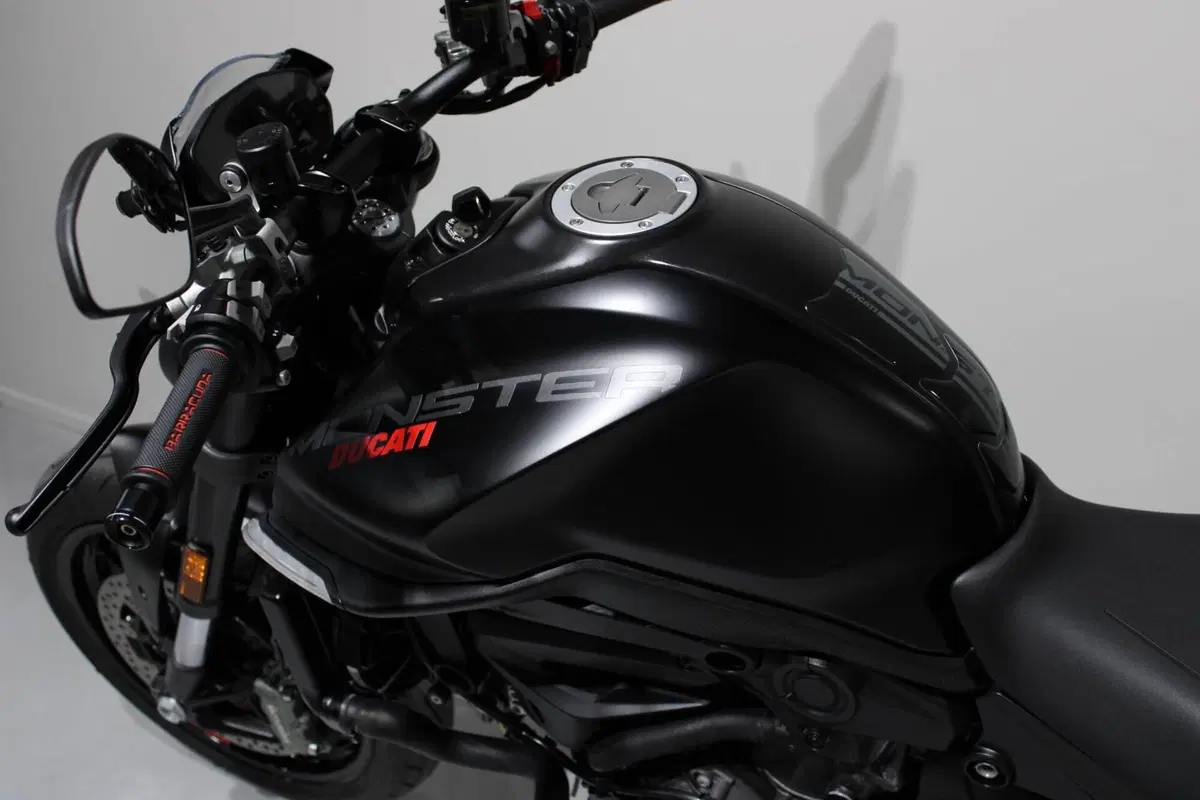 Ducati Monster 937 (2021 - 25) (5)