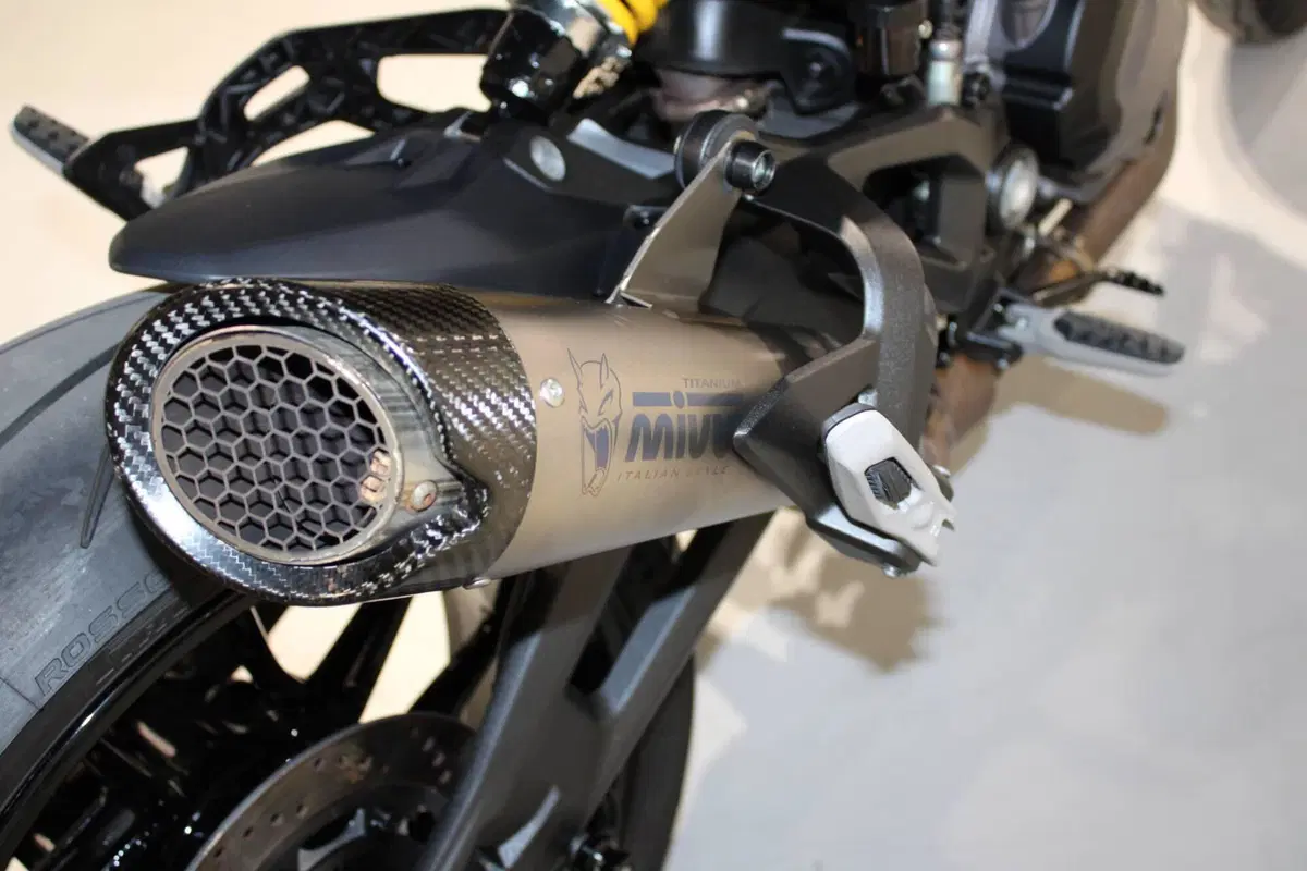 Ducati Monster 937 (2021 - 25) (7)