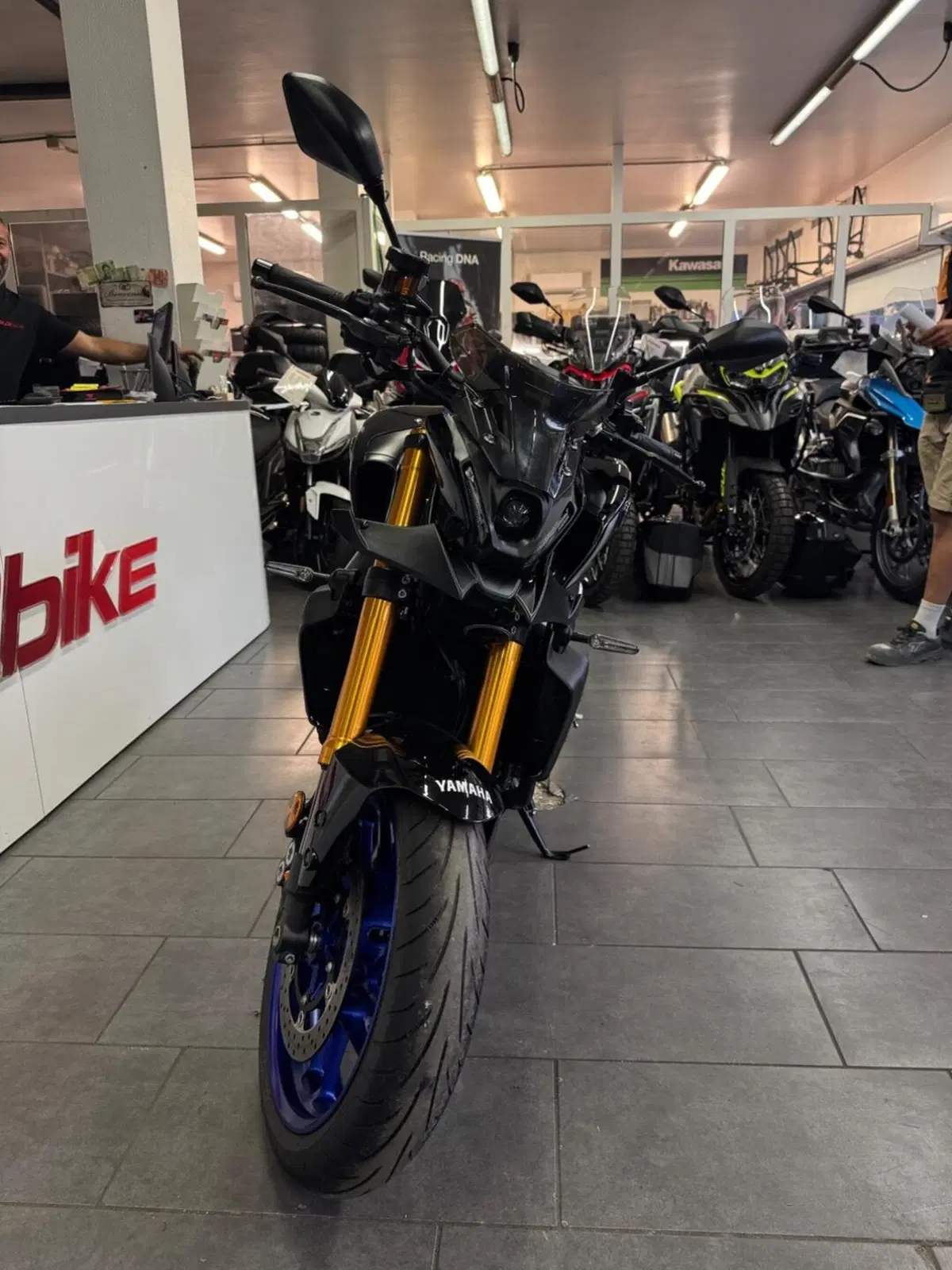 Yamaha MT-09 SP (2021 - 23) (3)