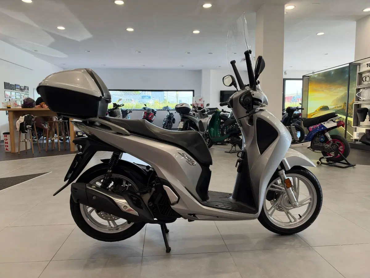 Honda SH 150i (2017 - 19) (7)