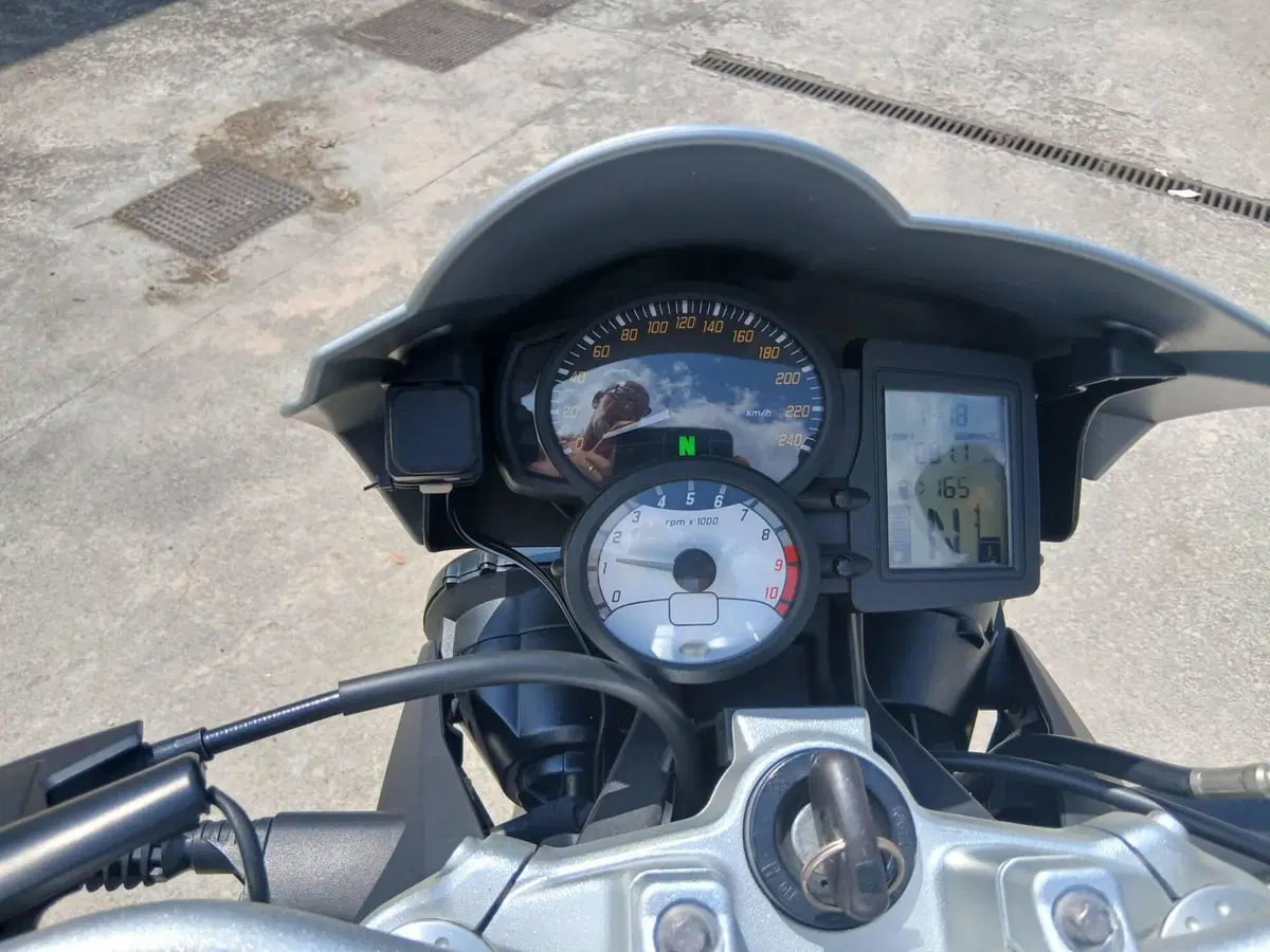 Bmw F 800 R (2009 - 11) (9)