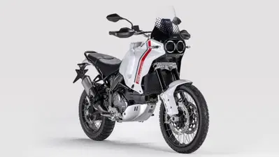 Ducati DesertX (2022 - 25) usata