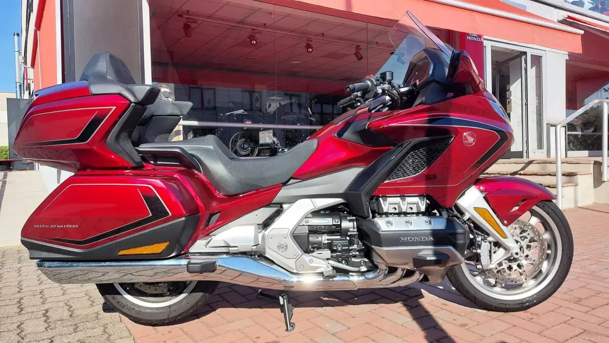 Honda GL 1800 Gold Wing Tour (2025 - 26)