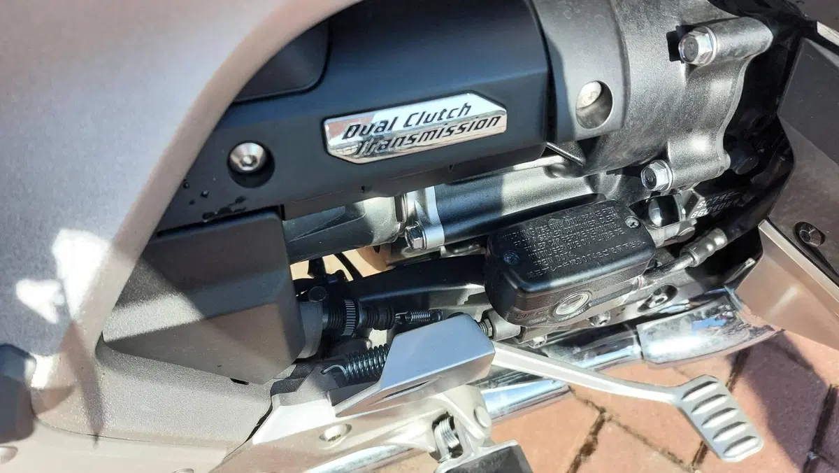 Honda GL 1800 Gold Wing Tour (2025 - 26) (6)