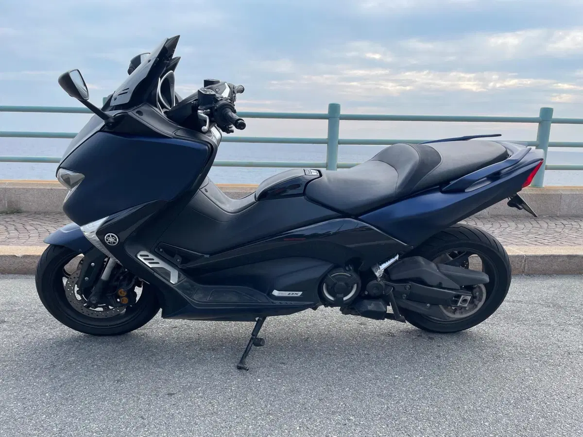 Yamaha T-Max 530 DX (2017 - 19) (3)