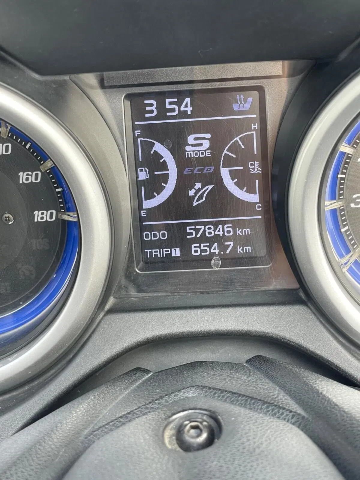 Yamaha T-Max 530 DX (2017 - 19) (4)