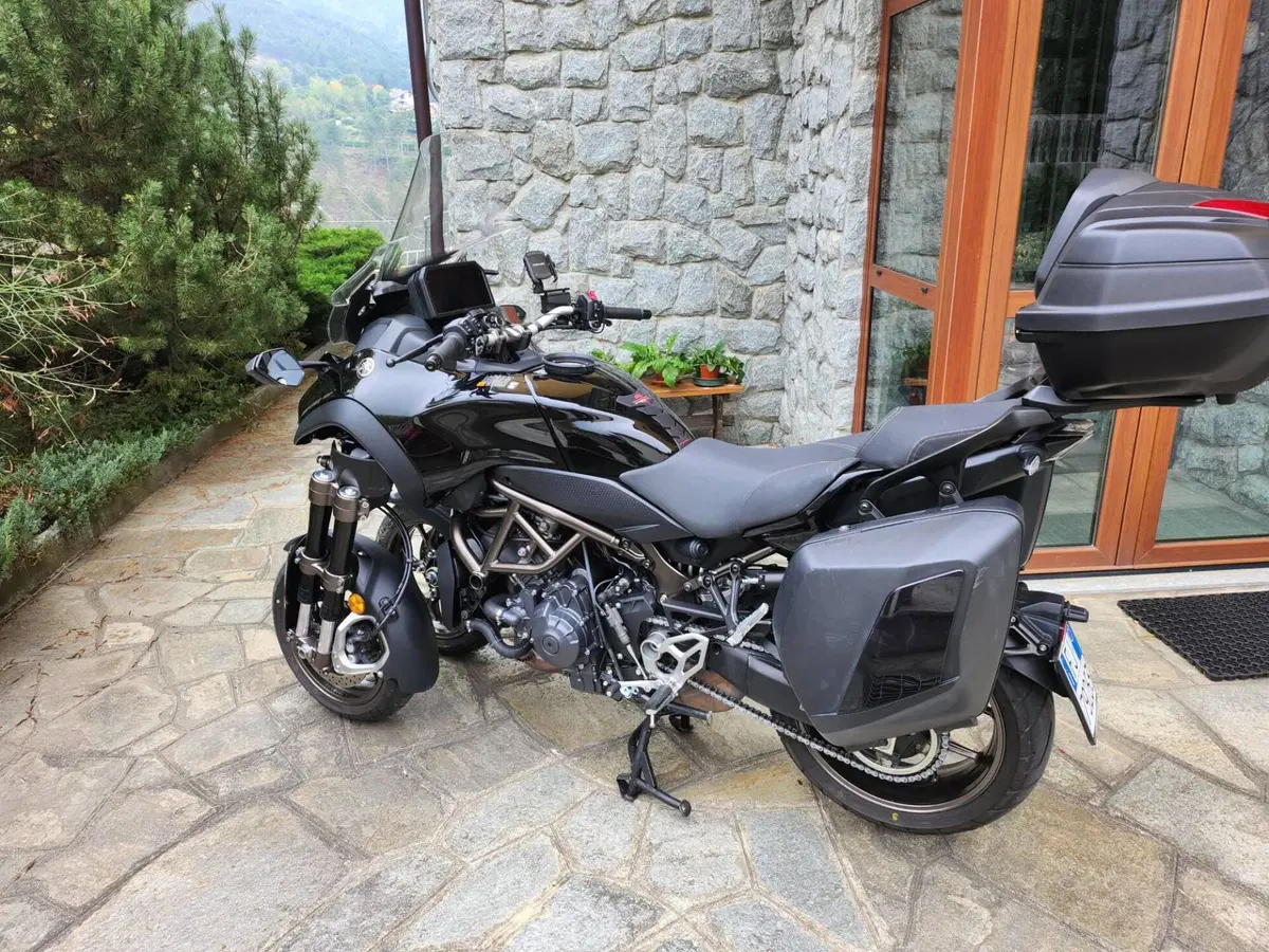Yamaha Niken 890 GT (2023 - 26) (2)