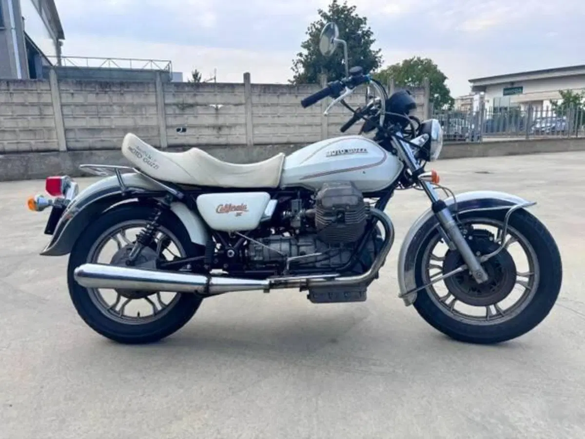 Moto Guzzi California II (4)