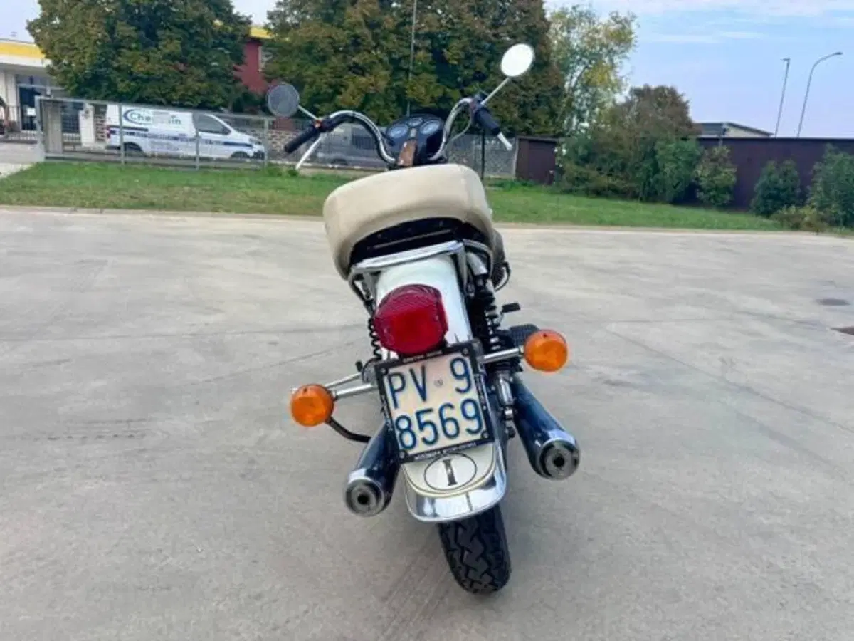 Moto Guzzi California II (6)