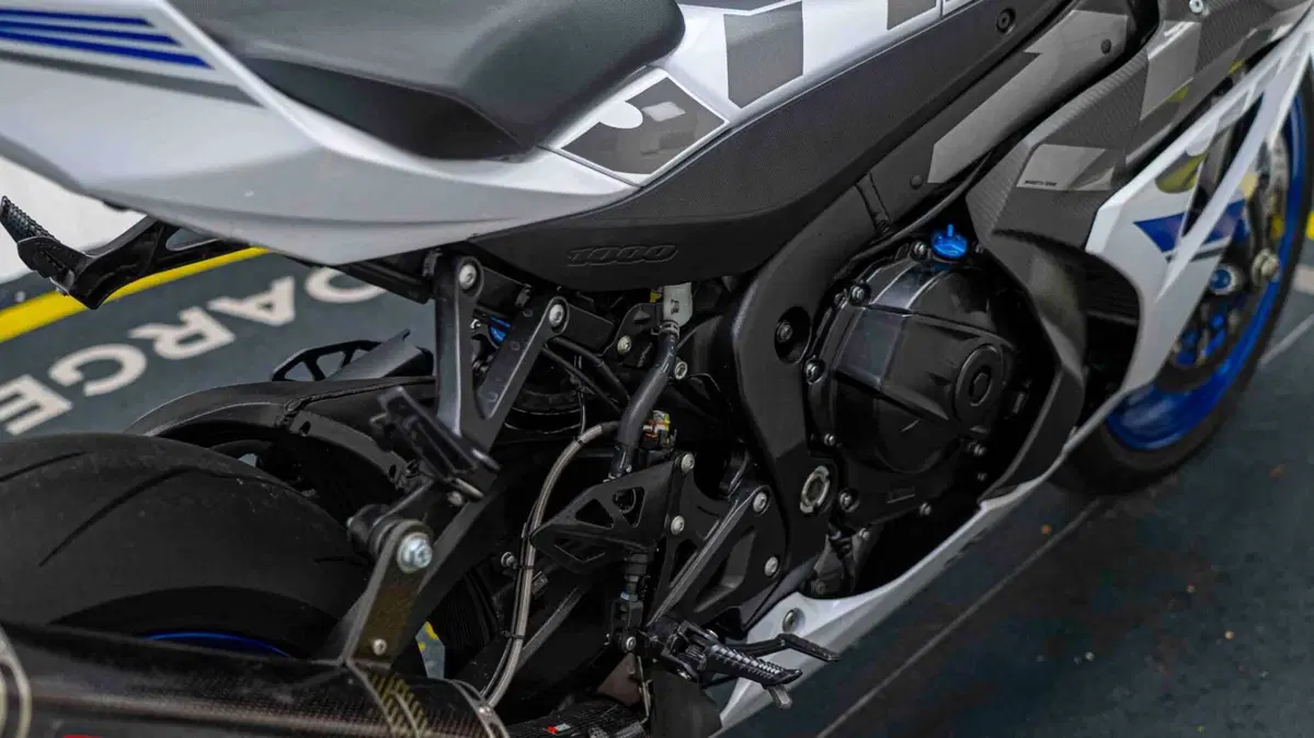 Suzuki GSX-R1000 (2017 - 18) (11)