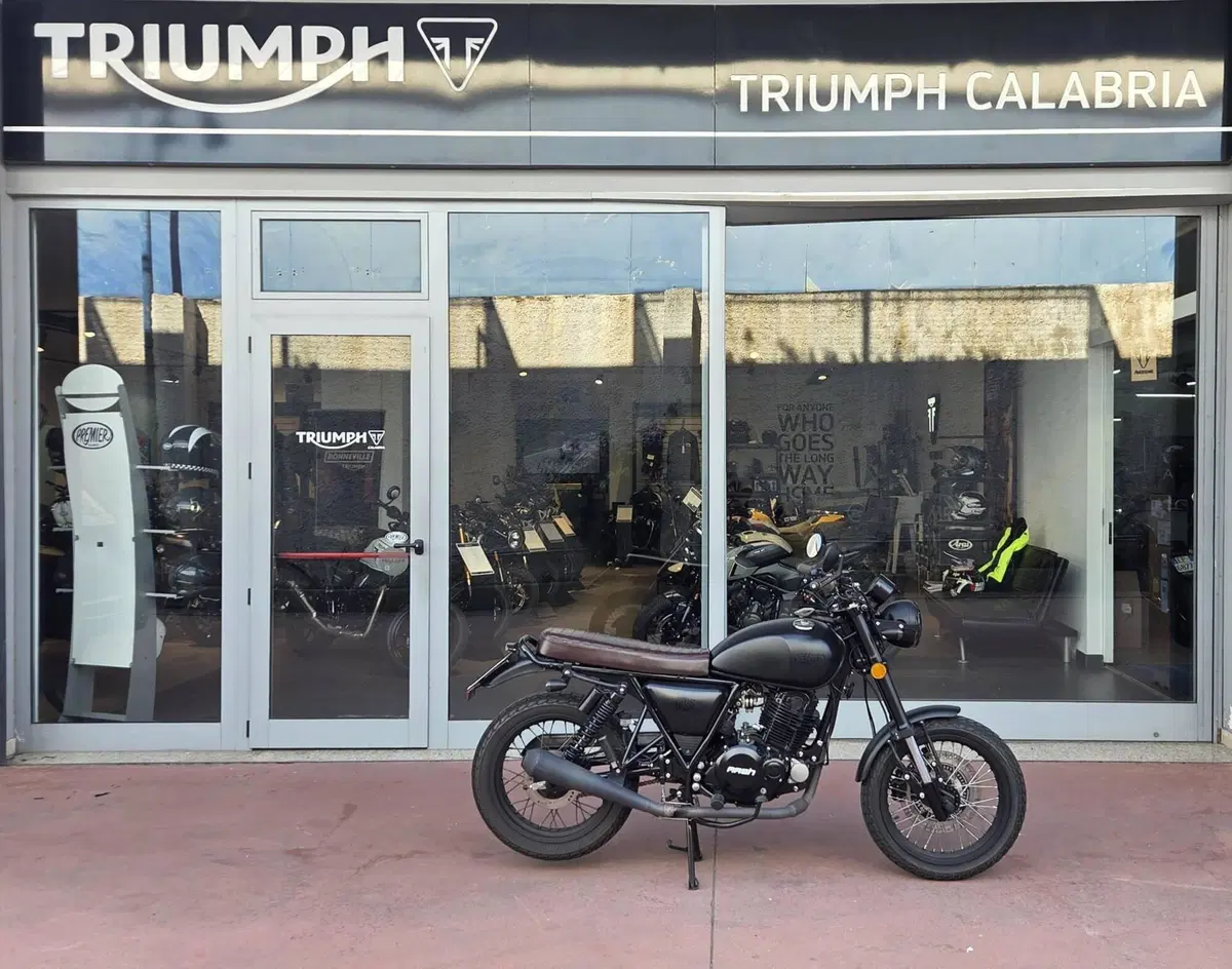 Mash Italia Two Fifty 250 (2021 - 25) (2)