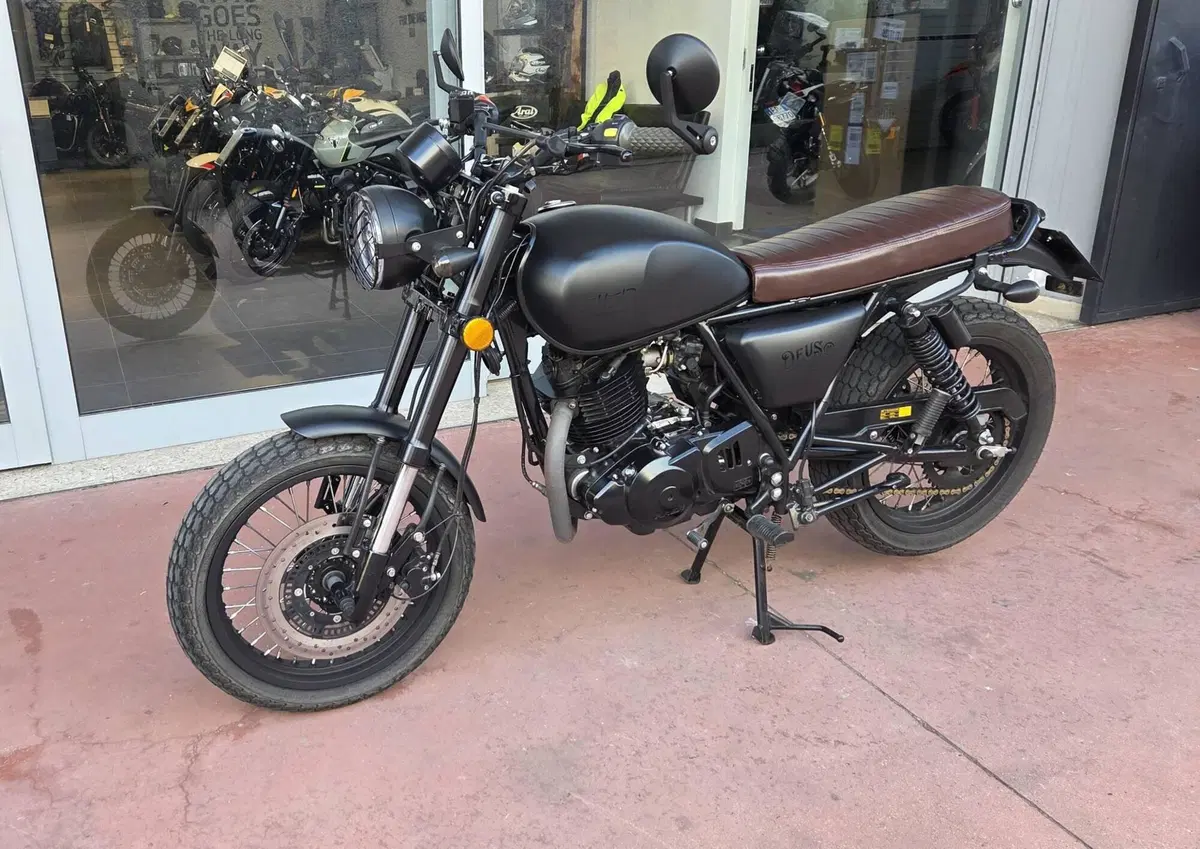 Mash Italia Two Fifty 250 (2021 - 25) (9)