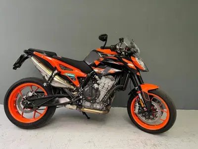 KTM 890 Duke GP (2022 - 23) usata