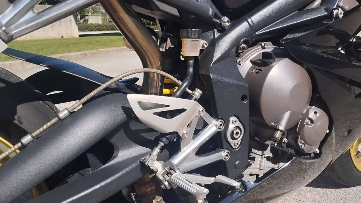 Triumph Daytona 675 (2006 - 08) (6)