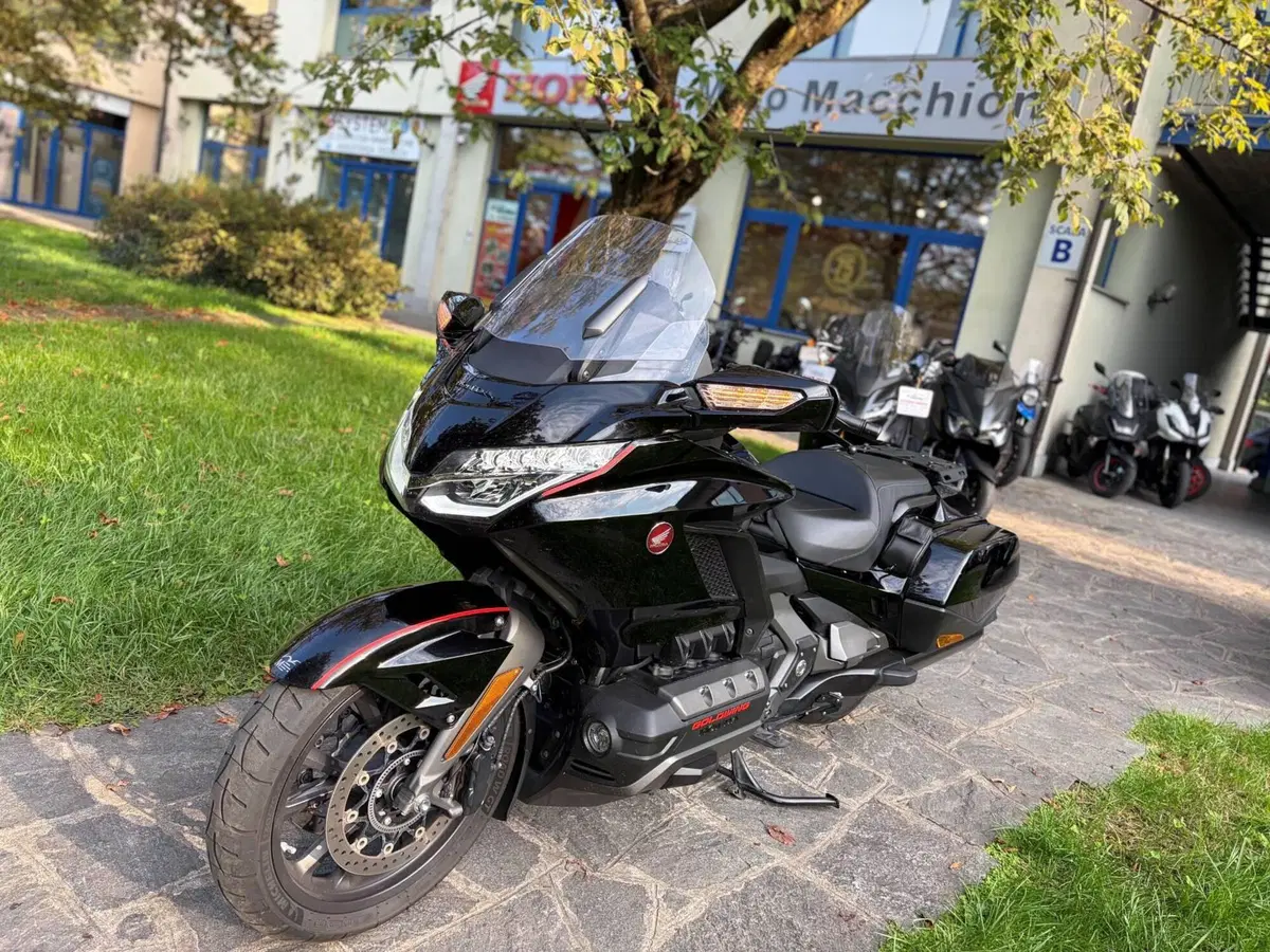 Honda GL 1800 Gold Wing (2018 - 20) (2)