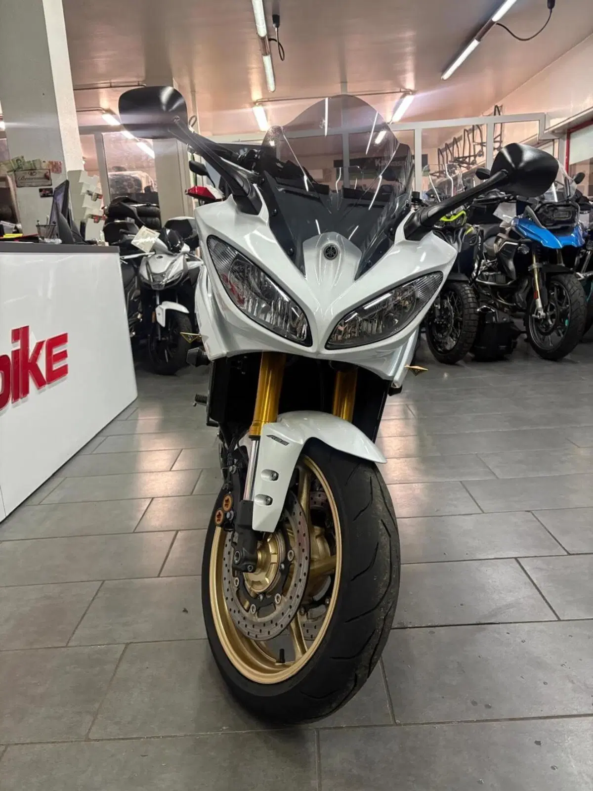 Yamaha Fazer 8 (2010 - 16) (3)