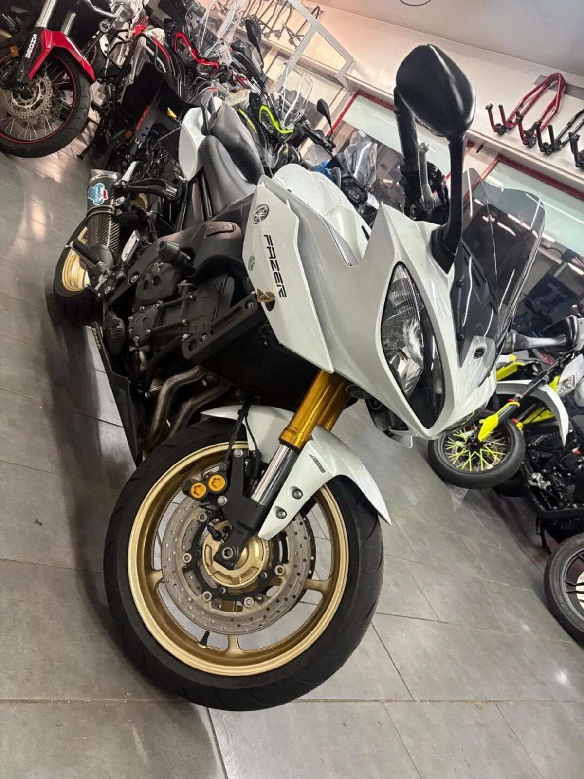 Yamaha Fazer 8 (2010 - 16) (6)
