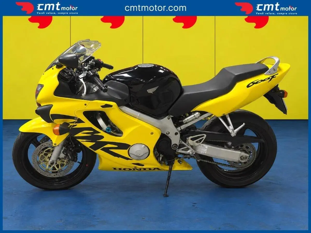 Honda CBR 600 F (1999 - 00) (3)