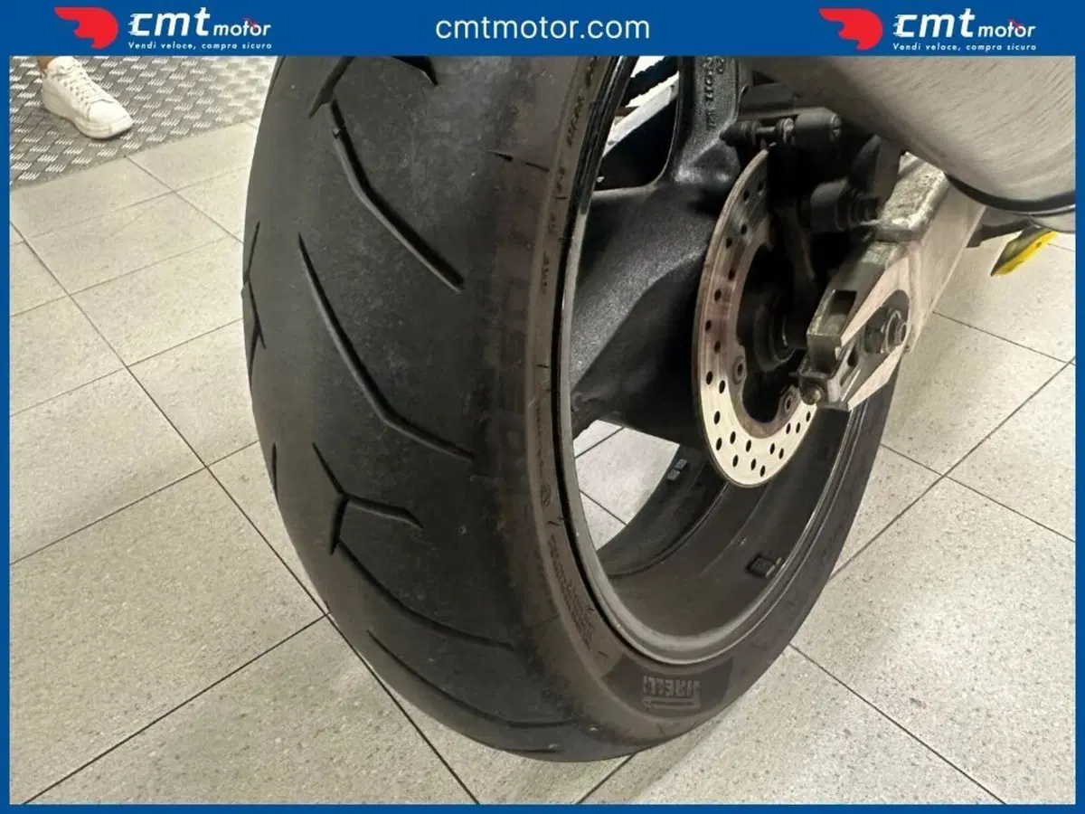 Honda CBR 600 F (1999 - 00) (10)