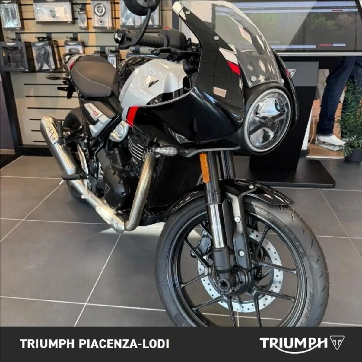 Triumph Thruxton 400 (2026)