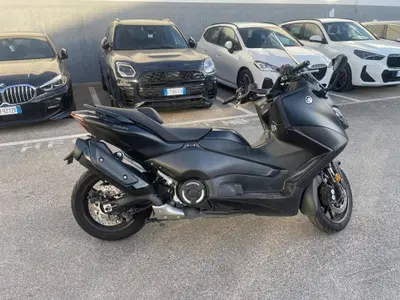 Yamaha T-Max 560 (2022 - 24) usata