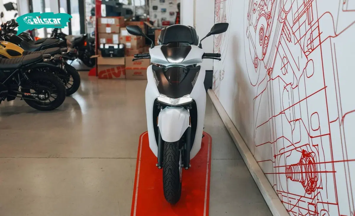 Honda SH 350i Sport (2025 - 26) (3)