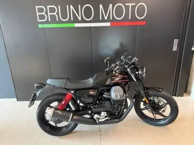 Moto Guzzi V7 Stone Special Edition (2022 - 25) usata