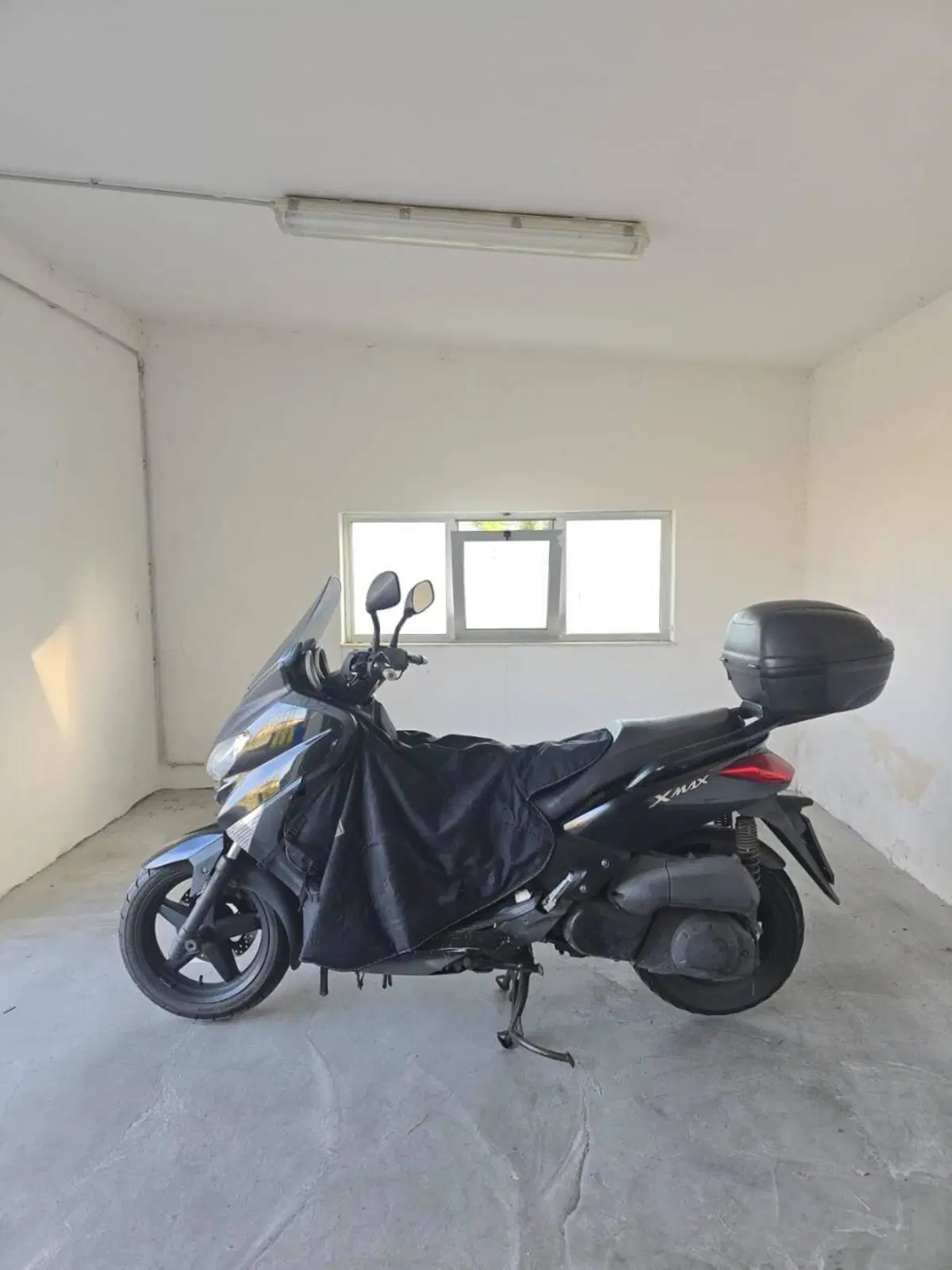 Yamaha X-Max 250 (2010 - 13) (4)