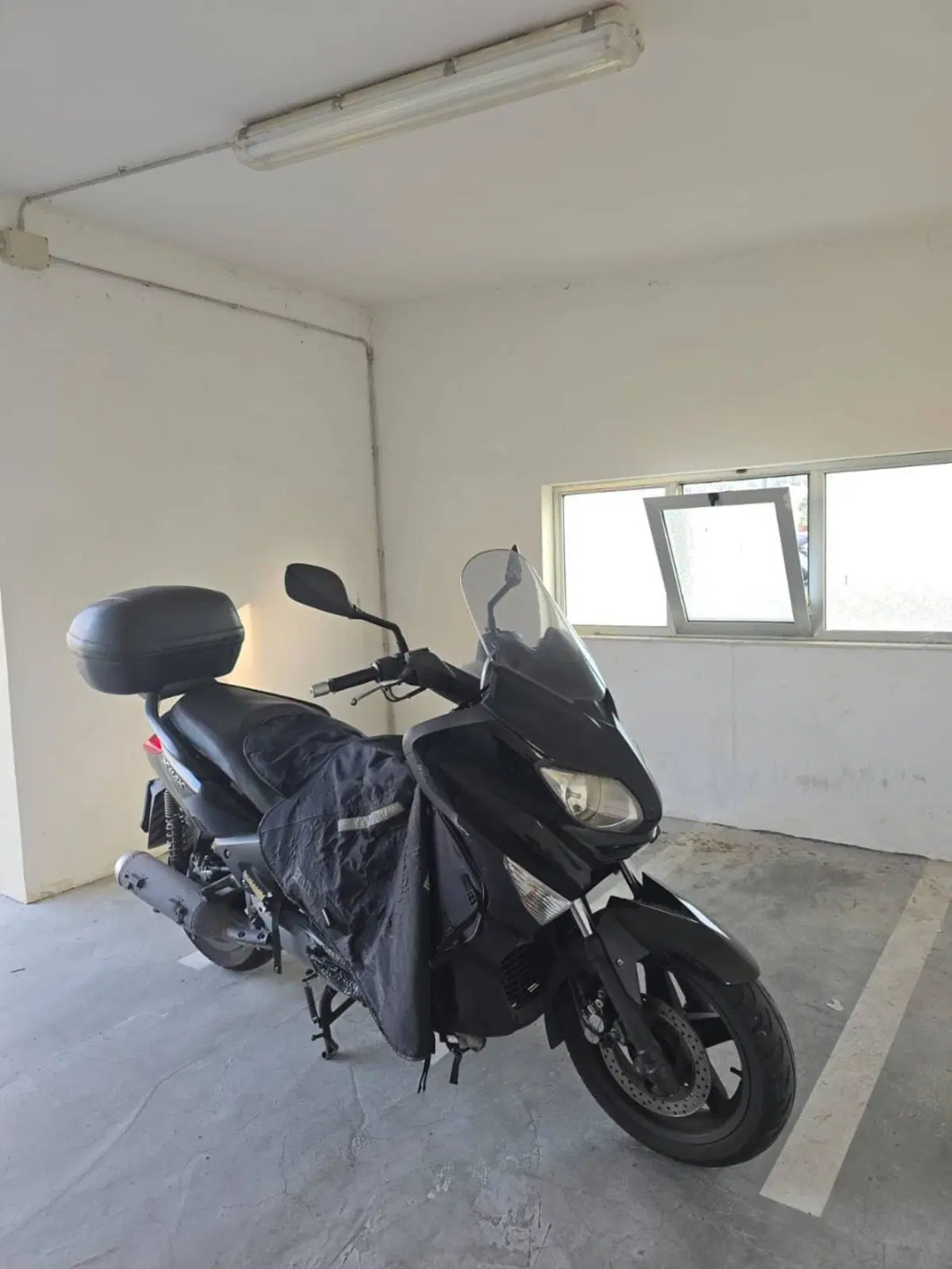 Yamaha X-Max 250 (2010 - 13) (11)