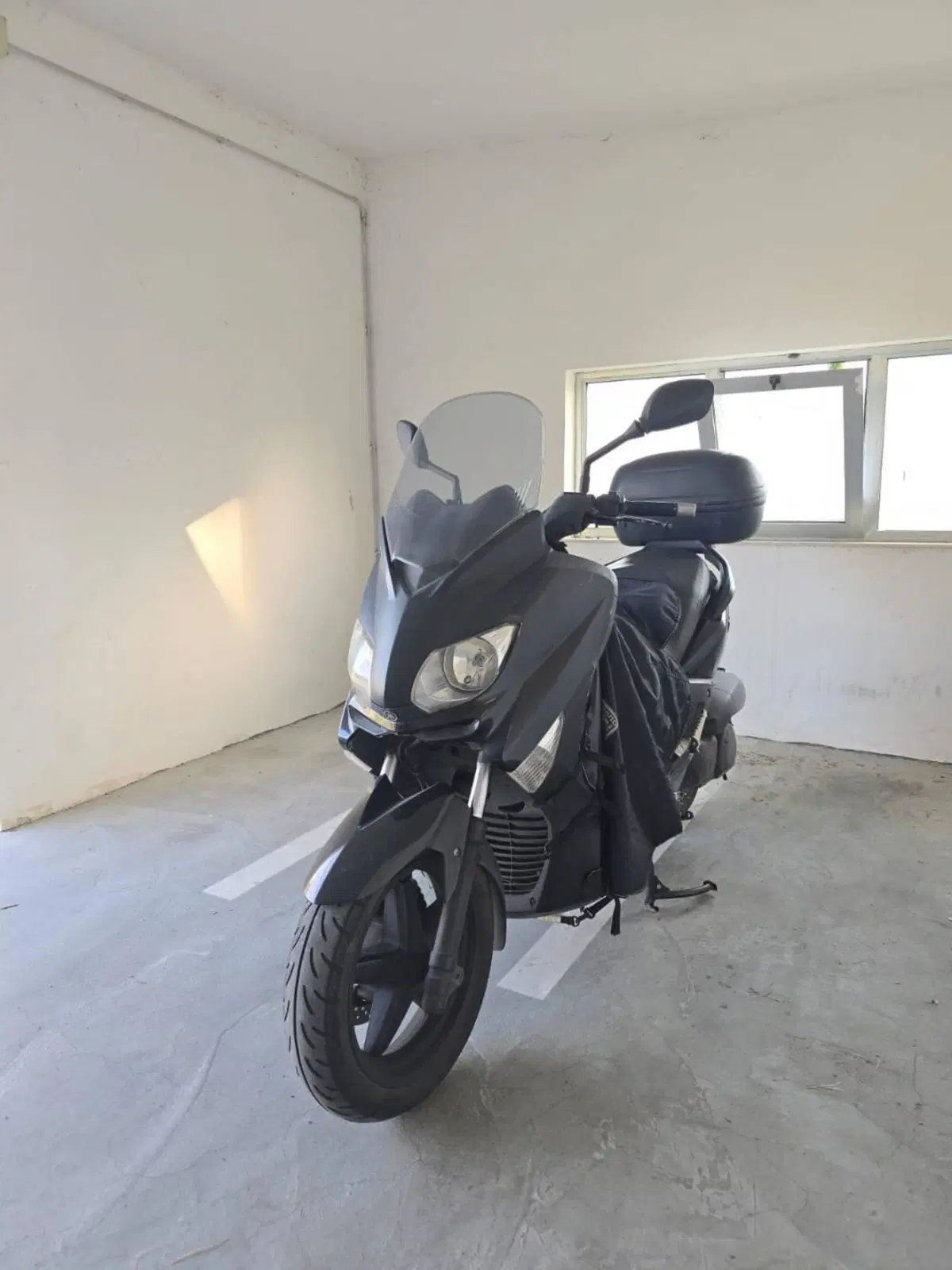 Yamaha X-Max 250 (2010 - 13) (2)
