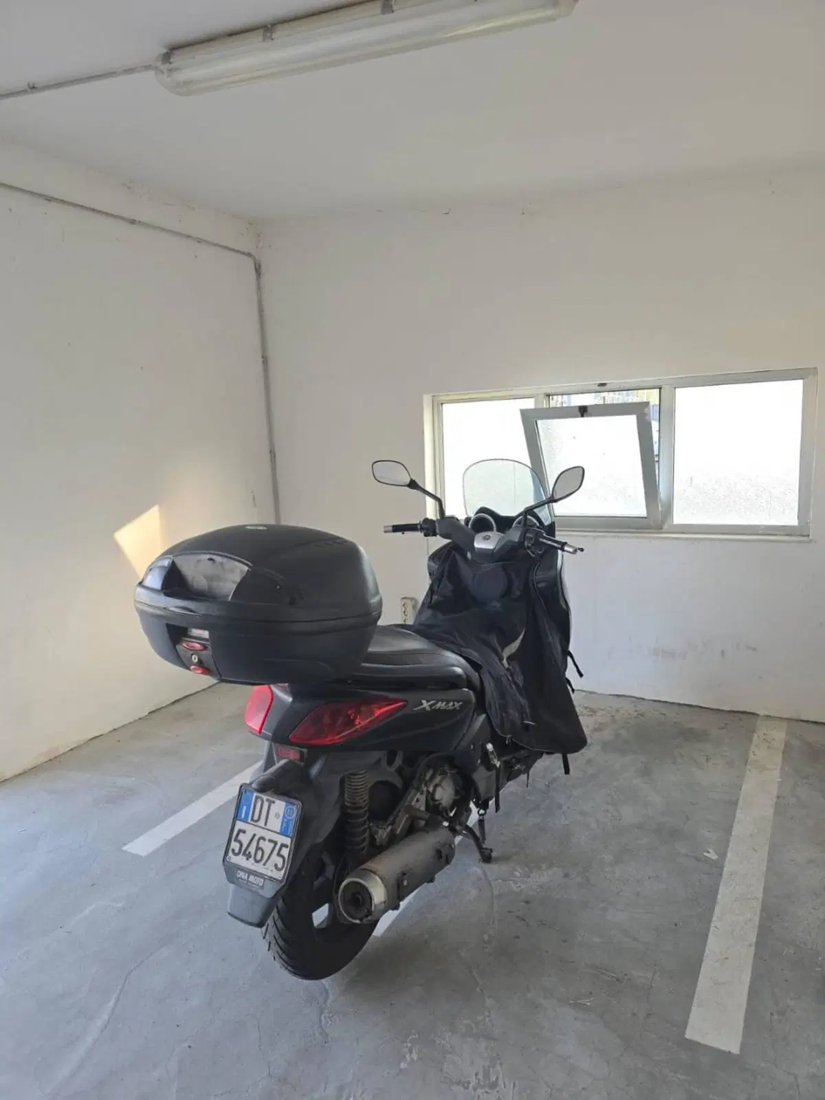 Yamaha X-Max 250 (2010 - 13) (9)