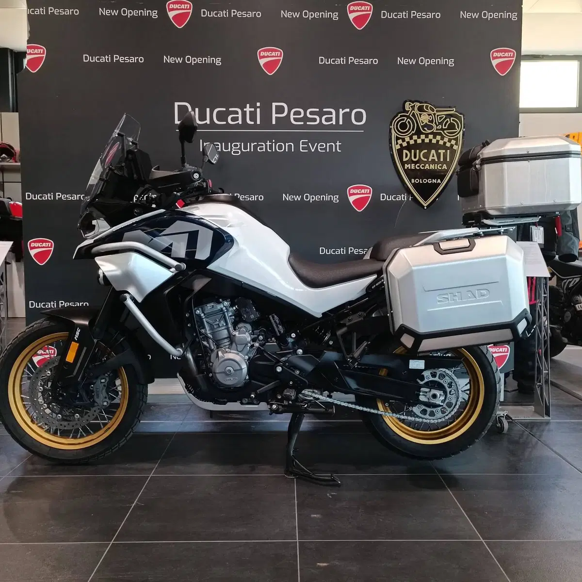 CFMOTO 800MT Explore (2023 - 26)