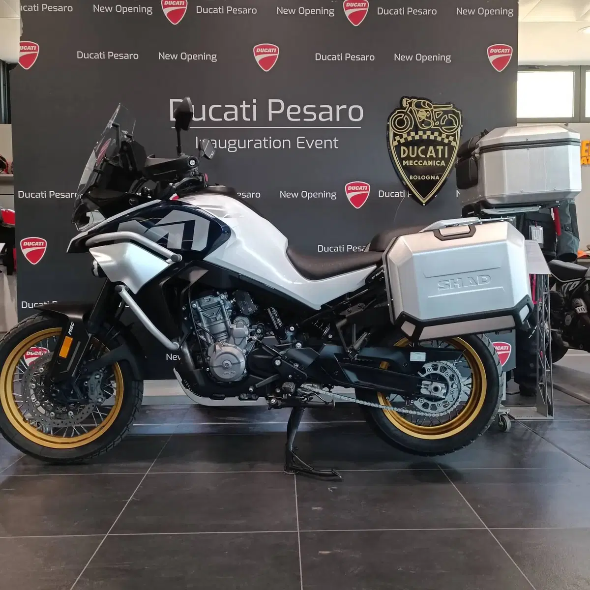 CFMOTO 800MT Explore (2023 - 26) (2)