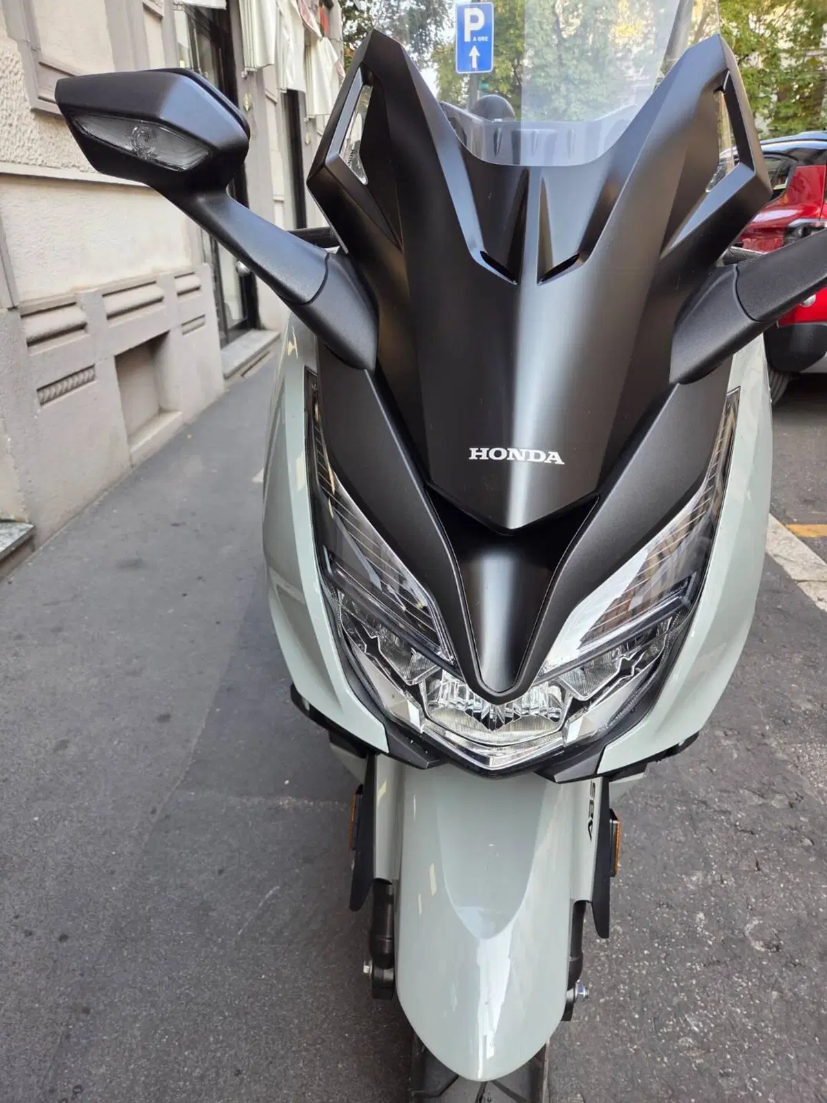 Honda Forza 350 (2022 - 24) (7)