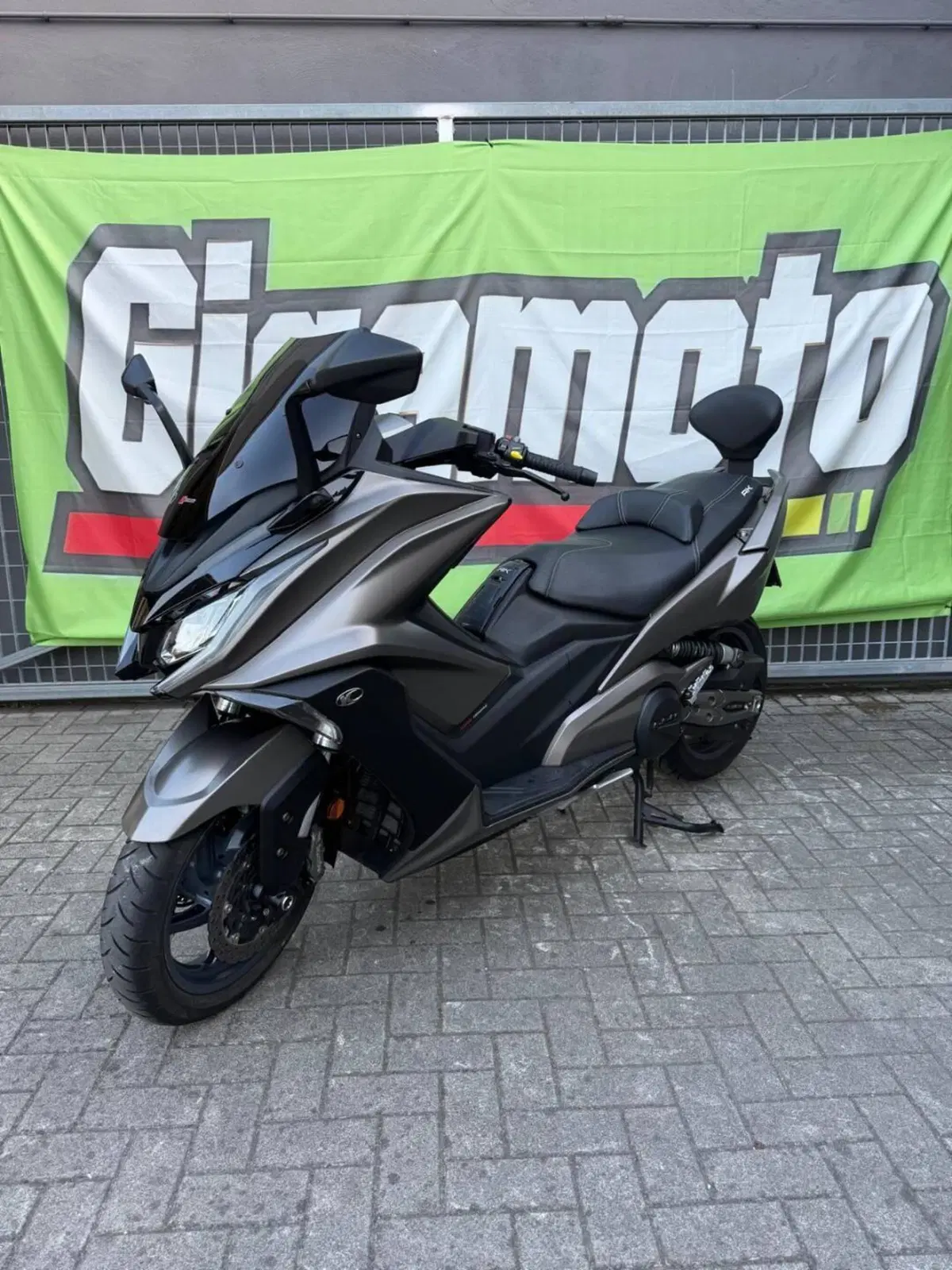 Kymco AK 550 ETS (2021 - 26) (4)