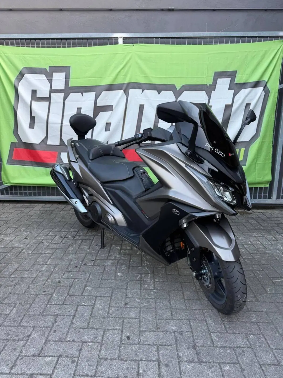 Kymco AK 550 ETS (2021 - 26) (3)
