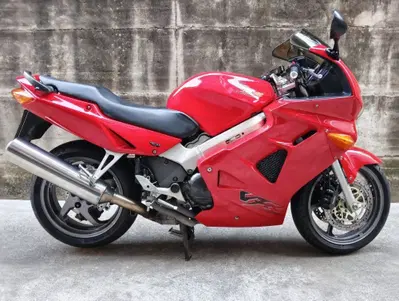 Honda VFR 800 (1998 - 01) usata