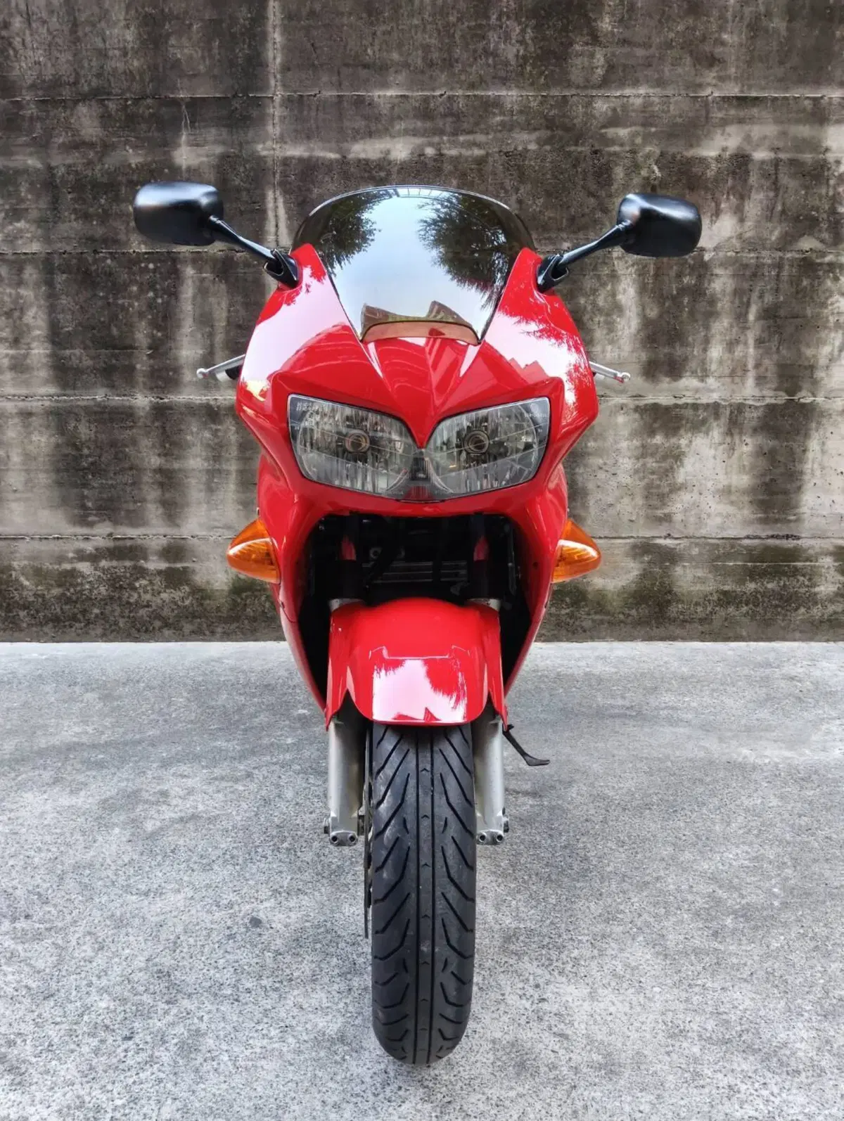 Honda VFR 800 (1998 - 01) (3)